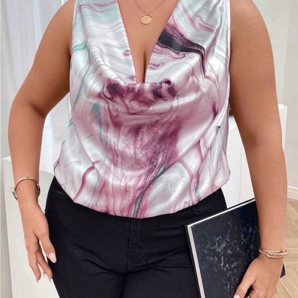 Elegant Marble Print Sleeveless Top 1XL